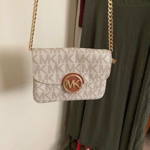 Michael Kors Crossbody